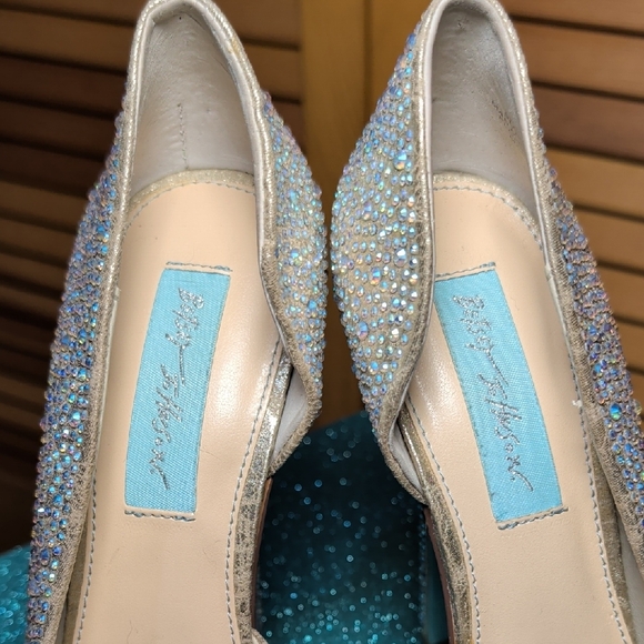 Betsey Johnson Star Crystal AB Platform Pump Heels - Picture 10 of 13